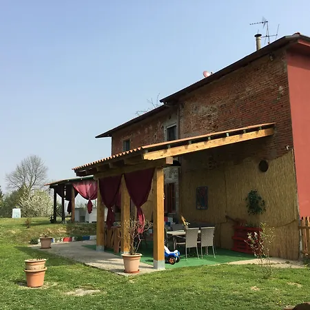 La Rosa Tra Le Vigne * Belveglio