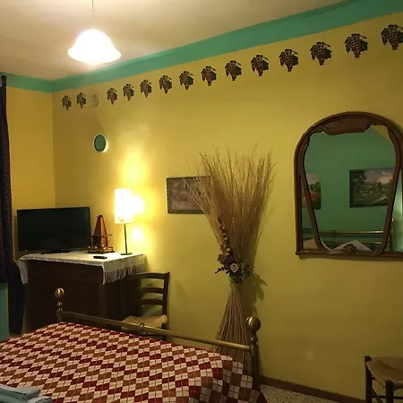 La Rosa Tra Le Vigne Bed & Breakfast