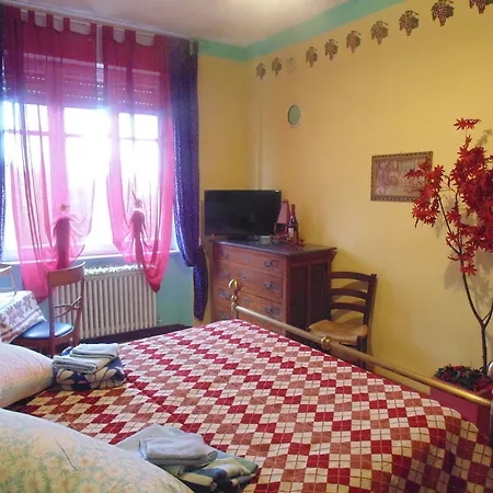 Bed & Breakfast La Rosa Tra Le Vigne *